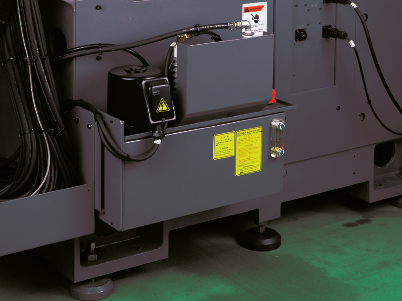 Oil cooler fitted as standard for rotary tools