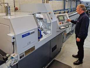 Pump Manufacturer Installs First Sliding-head Lathe