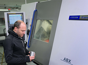 Aircraft Equipment Manufacturer Improves Machining Efficiency for Larger Components