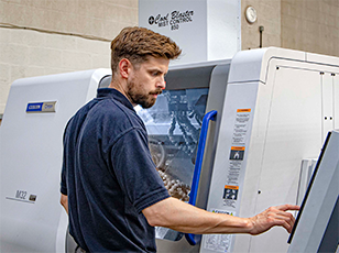 Latest Sliding-head Lathe Holds Single-figure Micron Accuracy