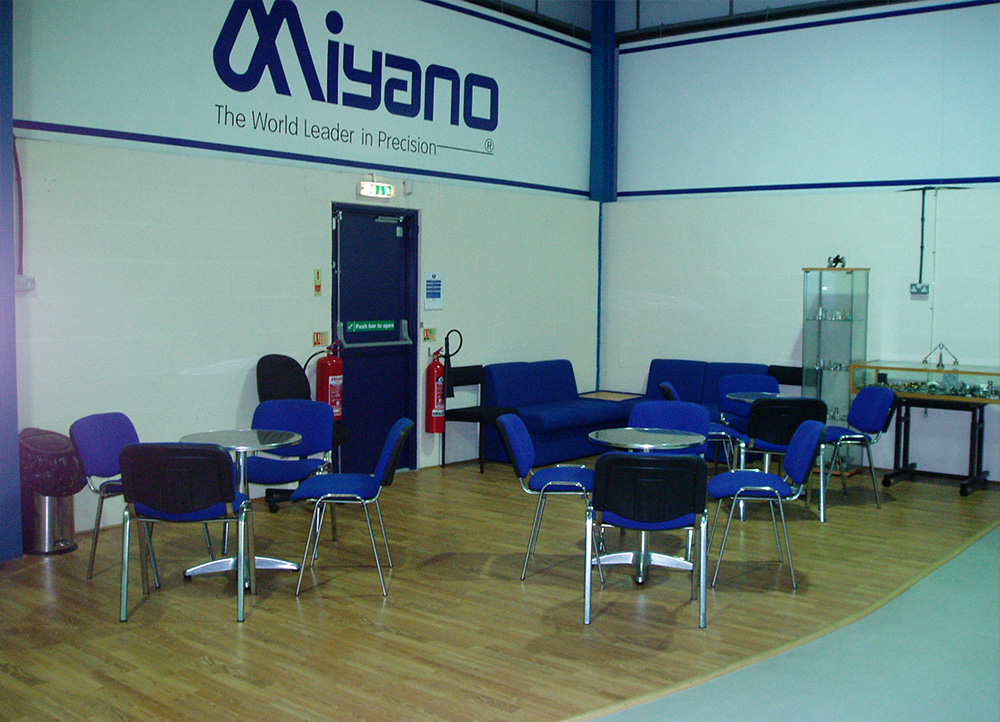 2004